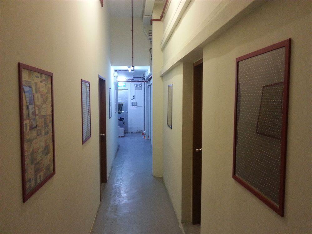 Gap Year Hostel Singapore Exterior photo