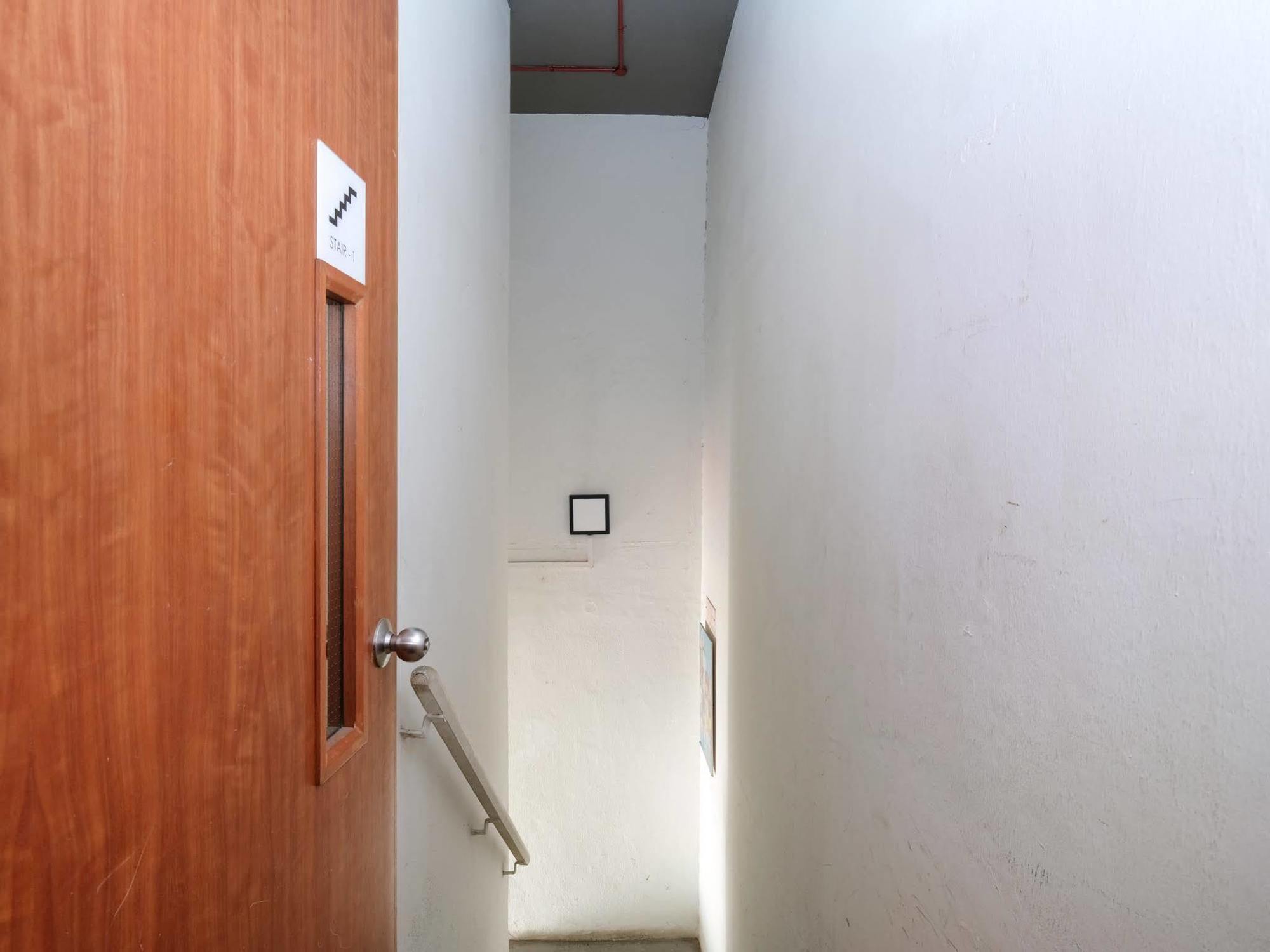 Gap Year Hostel Singapore Exterior photo
