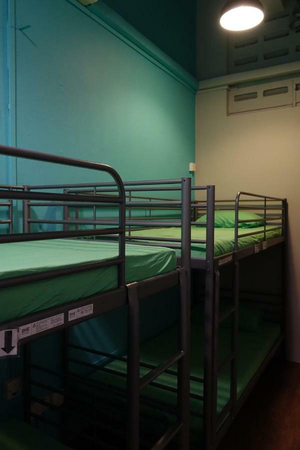Gap Year Hostel Singapore Exterior photo