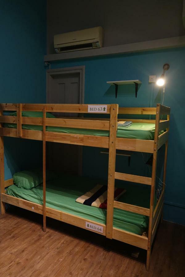Gap Year Hostel Singapore Exterior photo