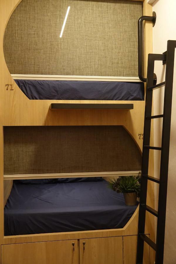 Gap Year Hostel Singapore Exterior photo