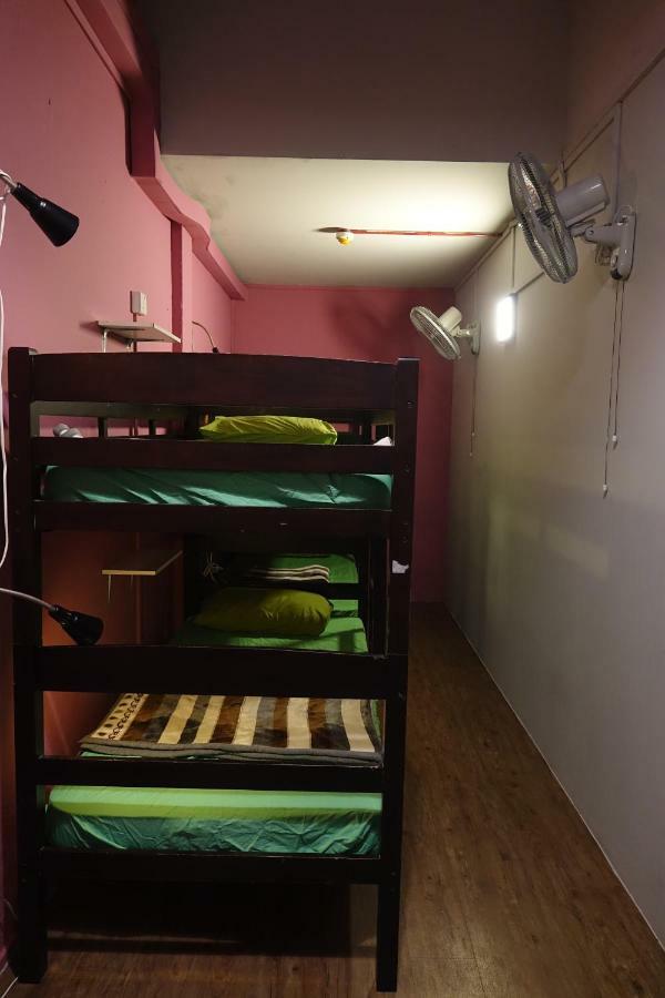 Gap Year Hostel Singapore Exterior photo